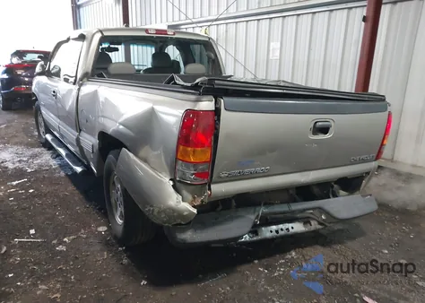 2000 Chevrolet Silverado 1500 Lt z USA, uszkodzony, nr VIN 1GCEK19T0YE157206